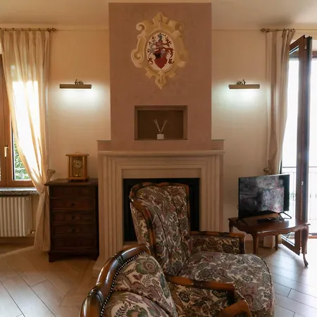 Villa Roberta Mandello del Lario