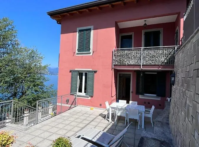 Villa Roberta Mandello del Lario