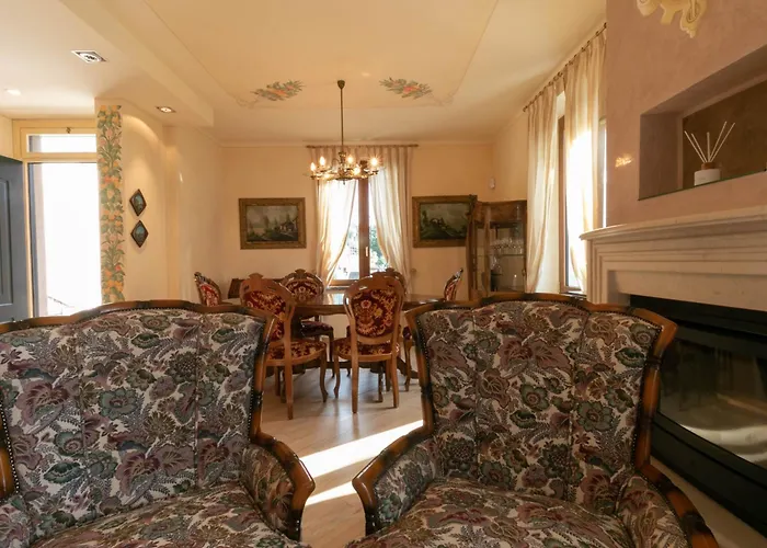 Roberta Mandello del Lario