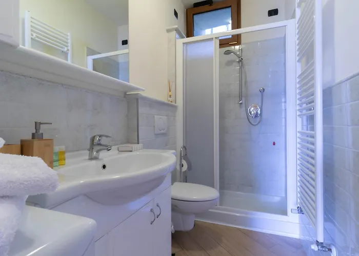 Villa Roberta * Mandello del Lario