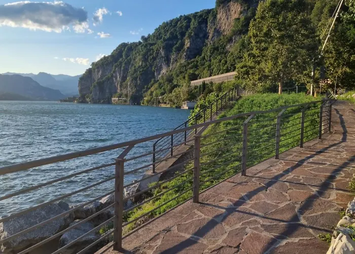 Villa Roberta Mandello del Lario